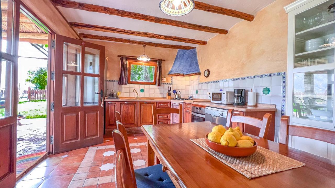 Villa Tropical Slow ออร์กิวา ภายนอก รูปภาพ